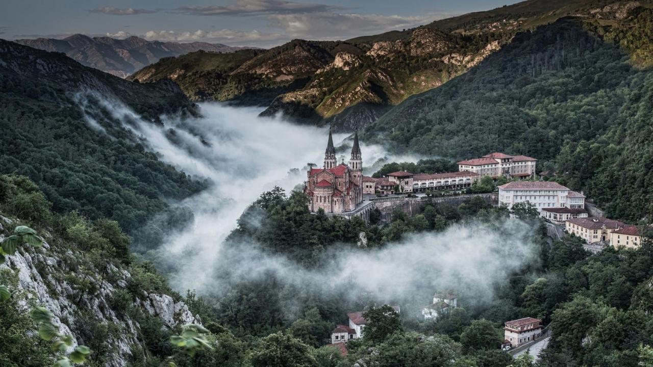 Alojamiento Rural Cosorios Onís Exteriör bild